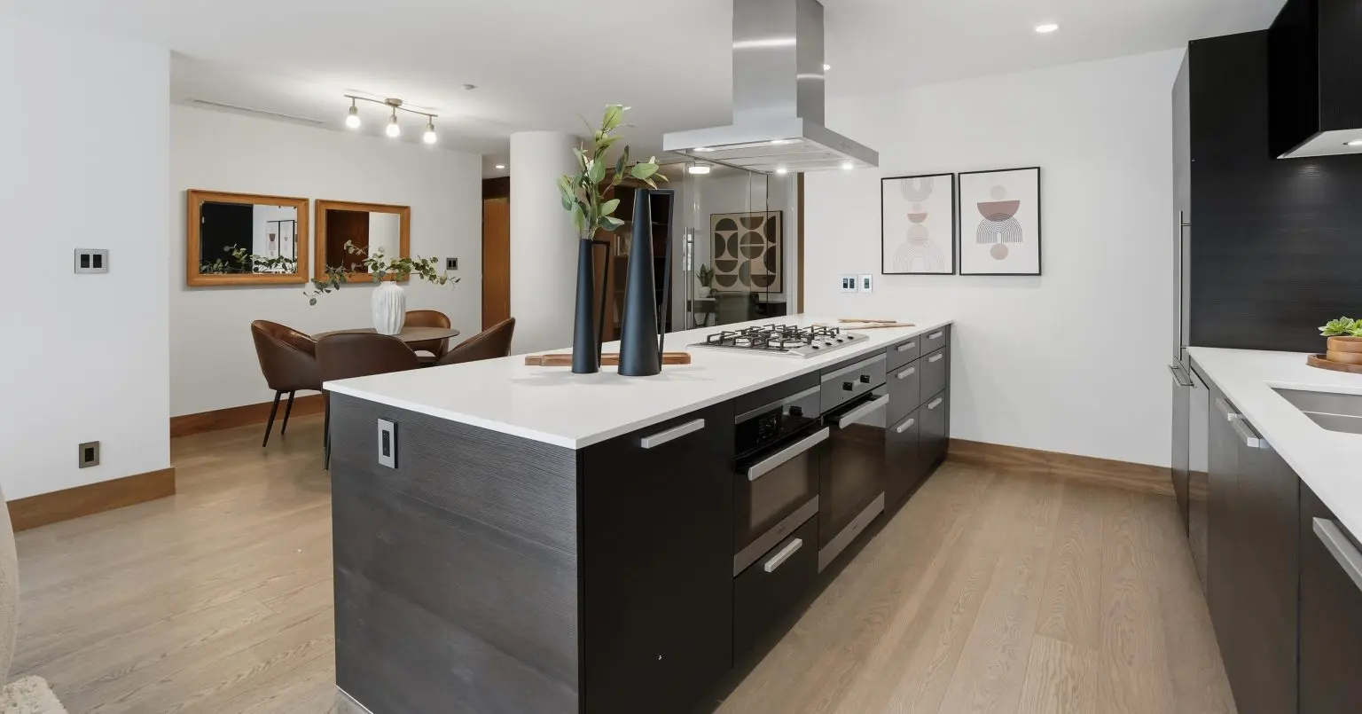 Airbnb property staging Calgary dining area with coordinated furniture and décor