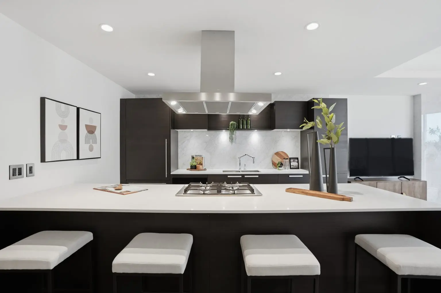 Professional Realtor home staging in Calgary prepared for property listing presentation